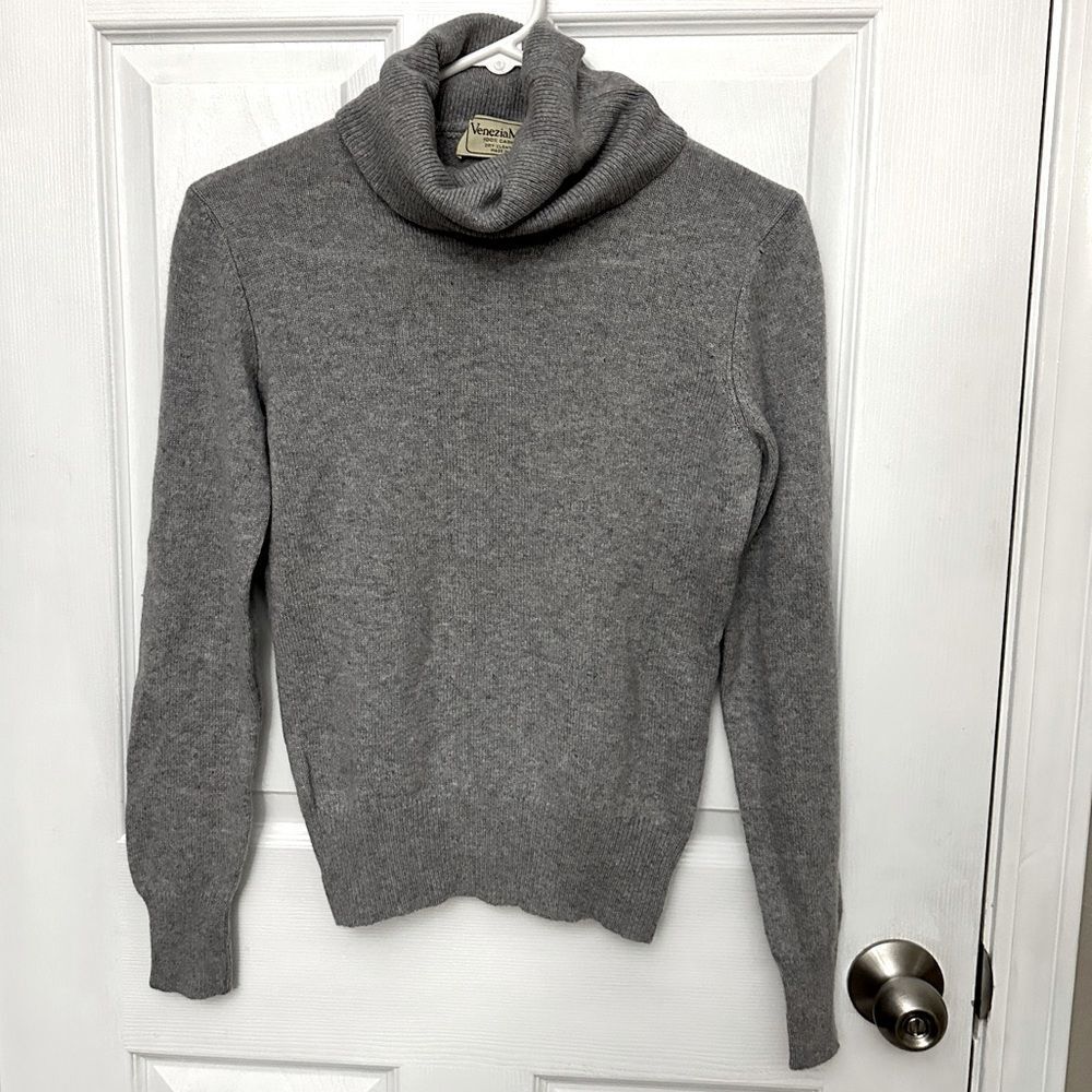 Vintage Italian 100% Cashmere Gray Turtleneck Sweater Venezia Moda Size Small